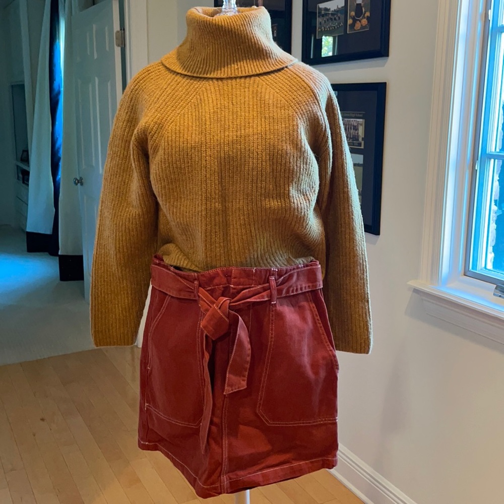 Mustard/ brown turtle neck sweater- Topshop. NWT.
